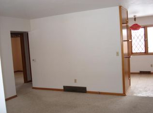 3316 Midway Dr APT 3, Waterloo, IA 50701