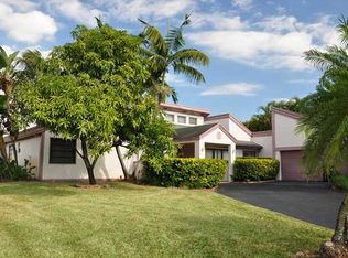 8601 SW 140th Ter, Palmetto Bay, FL 33158