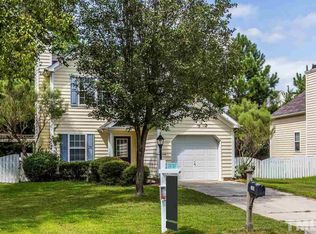 209 Thorncrest Dr, Apex, NC 27539