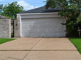 16031 Ridgegreen Dr, Houston, TX 77082