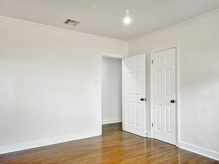 815 N Curson Ave — Photo 32