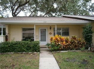 859 De Soto Ct, Dunedin, FL 34698