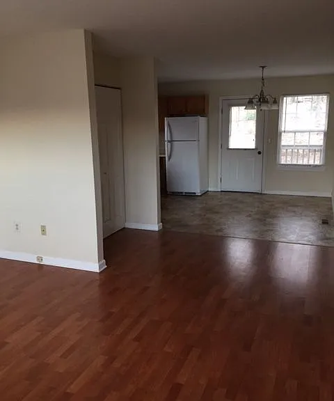 1 Woods Dr — Photo 13