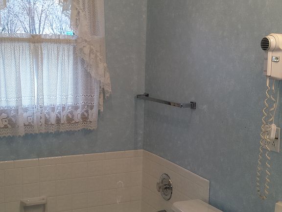 upstairs bathroom