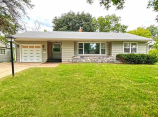 1505 S Glendale Ave, Sioux Falls, SD 57105