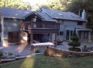 1 Cardinal Ln, Saint James, NY 11780