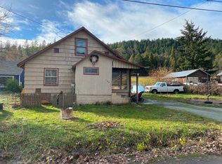 180 Berthel Ave, Canyonville, OR 97417