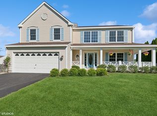 805 Savanna Springs Dr, Lake Villa, IL