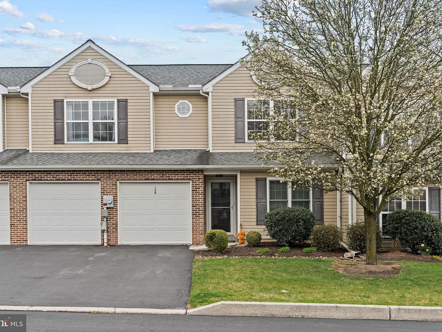 129 Kestrel Ct, Hummelstown, PA 17036 Zillow