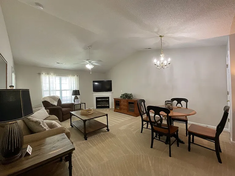 Meridian Park Apartments — Photo 224