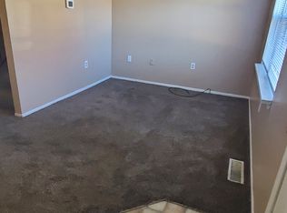 1310 E North St #24, Salina, KS 67401