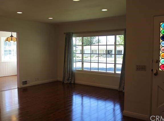 5th image of 1528 N Beverly Ct