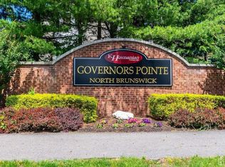132 Darwin Ln #132, North Brunswick, NJ