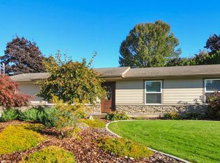 1123 2nd St SE, East Wenatchee, WA 98802
