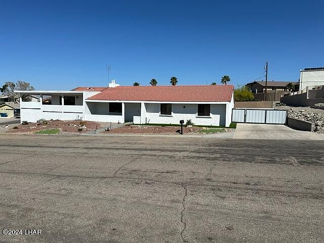 1st image of 2601 Beverly Glen Dr