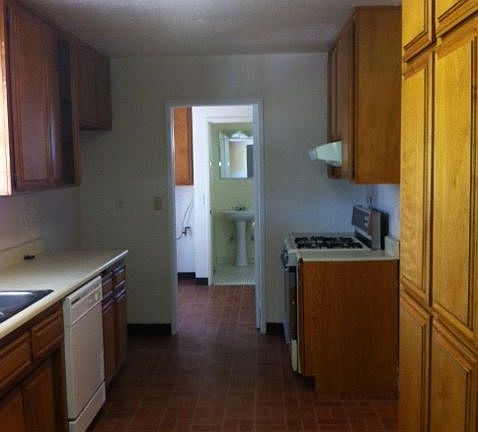 4th image of 13887 Deauville Dr