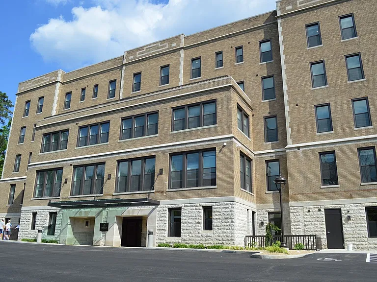 500 Lafayette Ave — Photo 22