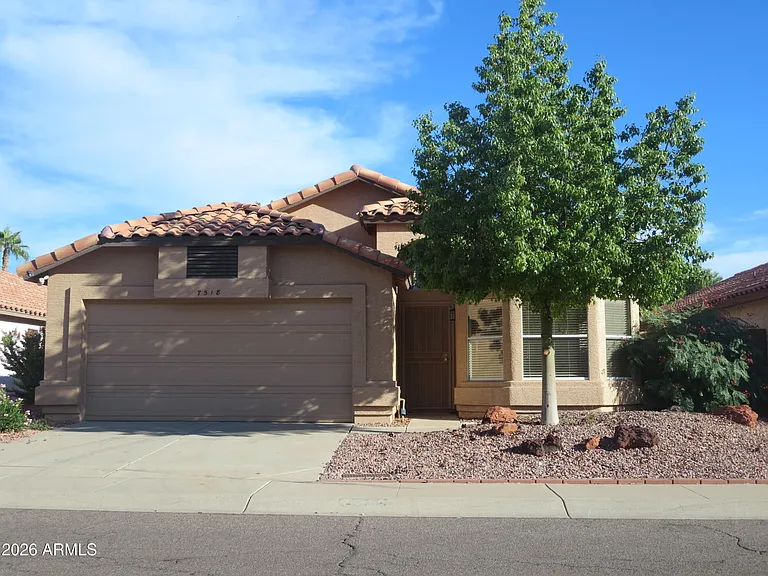 7518 W Wescott Dr — Photo 1