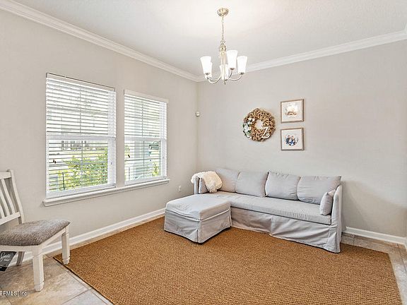 5th image of 12467 Itani Way
