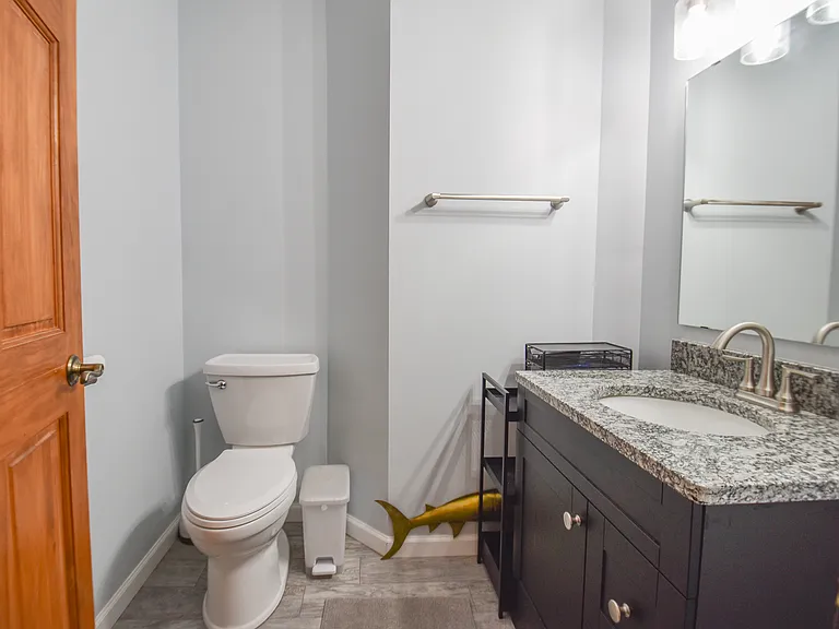 912 Miller Dr — Photo 12