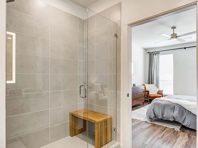 Mezzo Apartments — Photo 15
