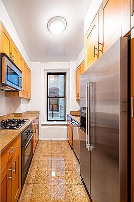 1st image of 61 E 95th St APT 4