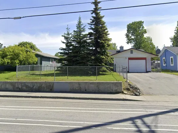 355 Pine St, Anchorage, AK 99508