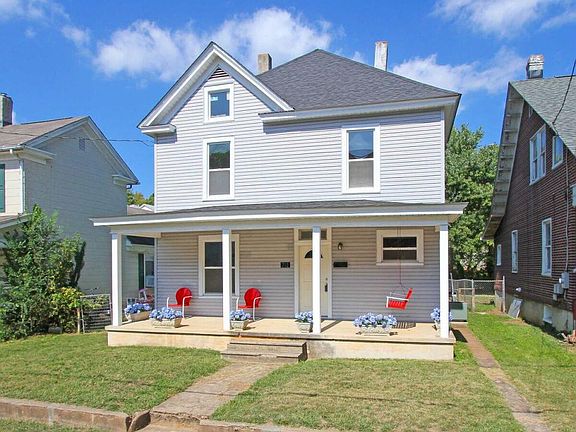 2nd image of 712 Stewart Ave SE