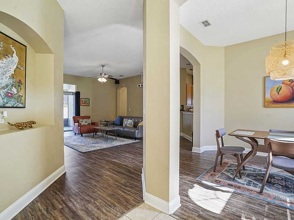 3rd image of 3227 Wandering Oaks Dr