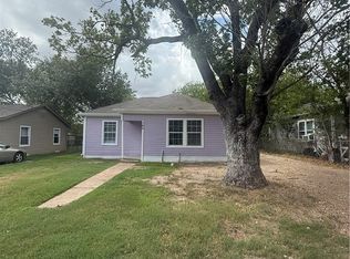 706 Crenshaw St, Bryan, TX 77803