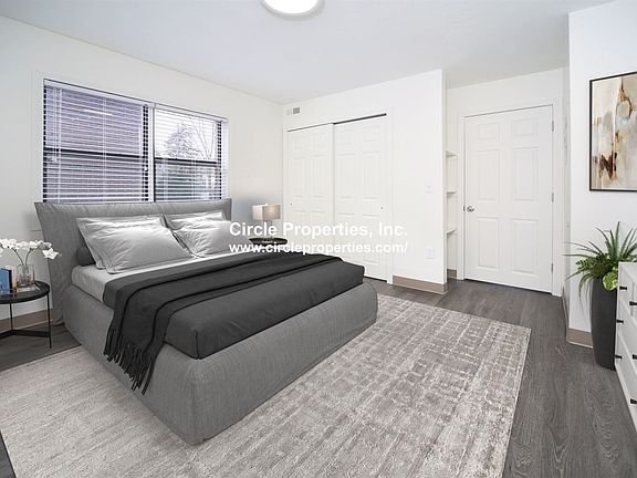 landlord_unit_photo_0.4375
