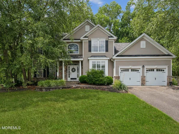 6 Hastings Court, Jackson, NJ 08527