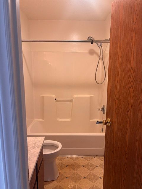 1st image of 5895 Mebane Ave #2