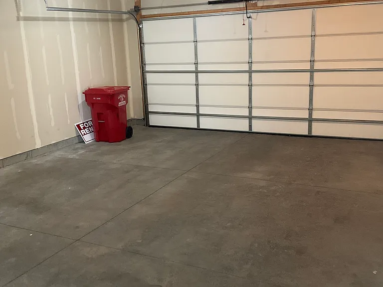 633 Lincoln St — Photo 22