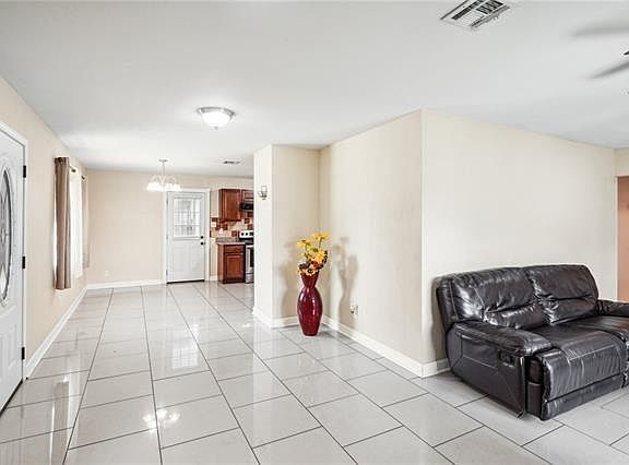 3rd image of 416 E Butterfly Cir