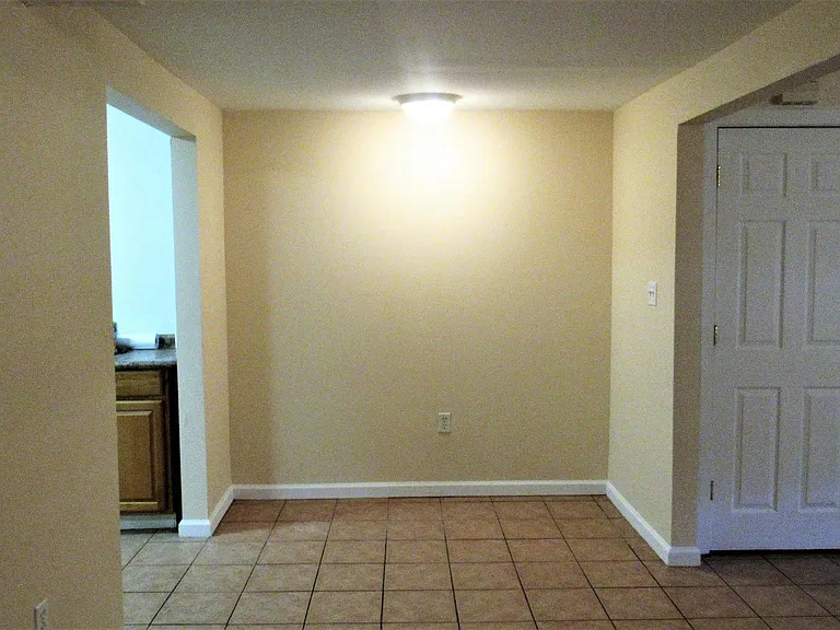 134 Saint John Ave — Photo 9