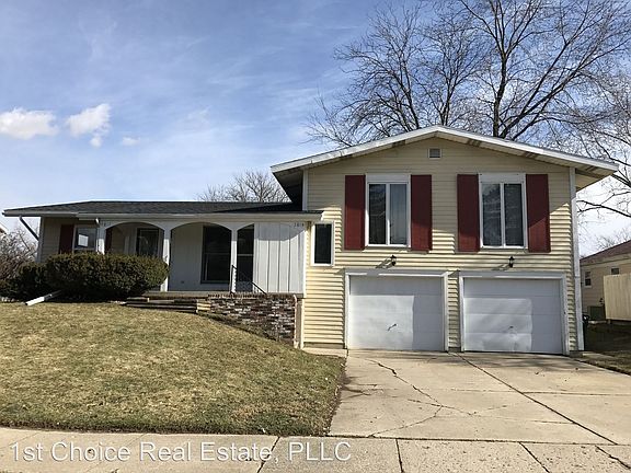 2nd image of 2819 Stoneleigh Dr