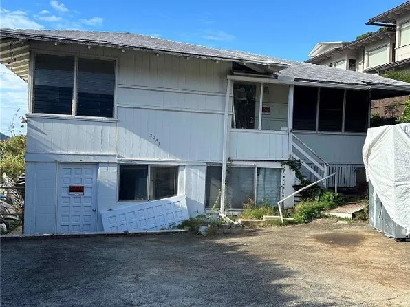 3261 Hoanoho Pl, Honolulu, HI 96816