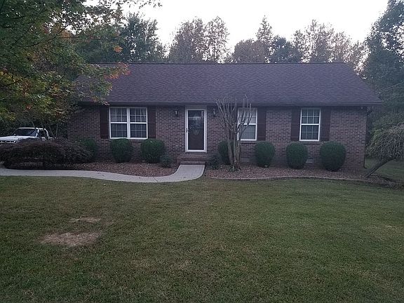 3rd image of 601 Shades Crest Dr