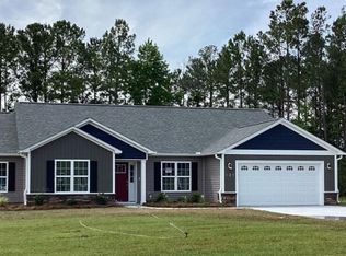 101 Duncan Ln, Newport, NC 28570