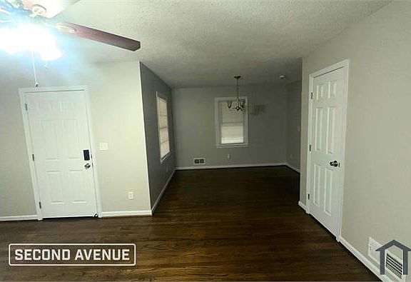 4th image of 101 15th Ct NW