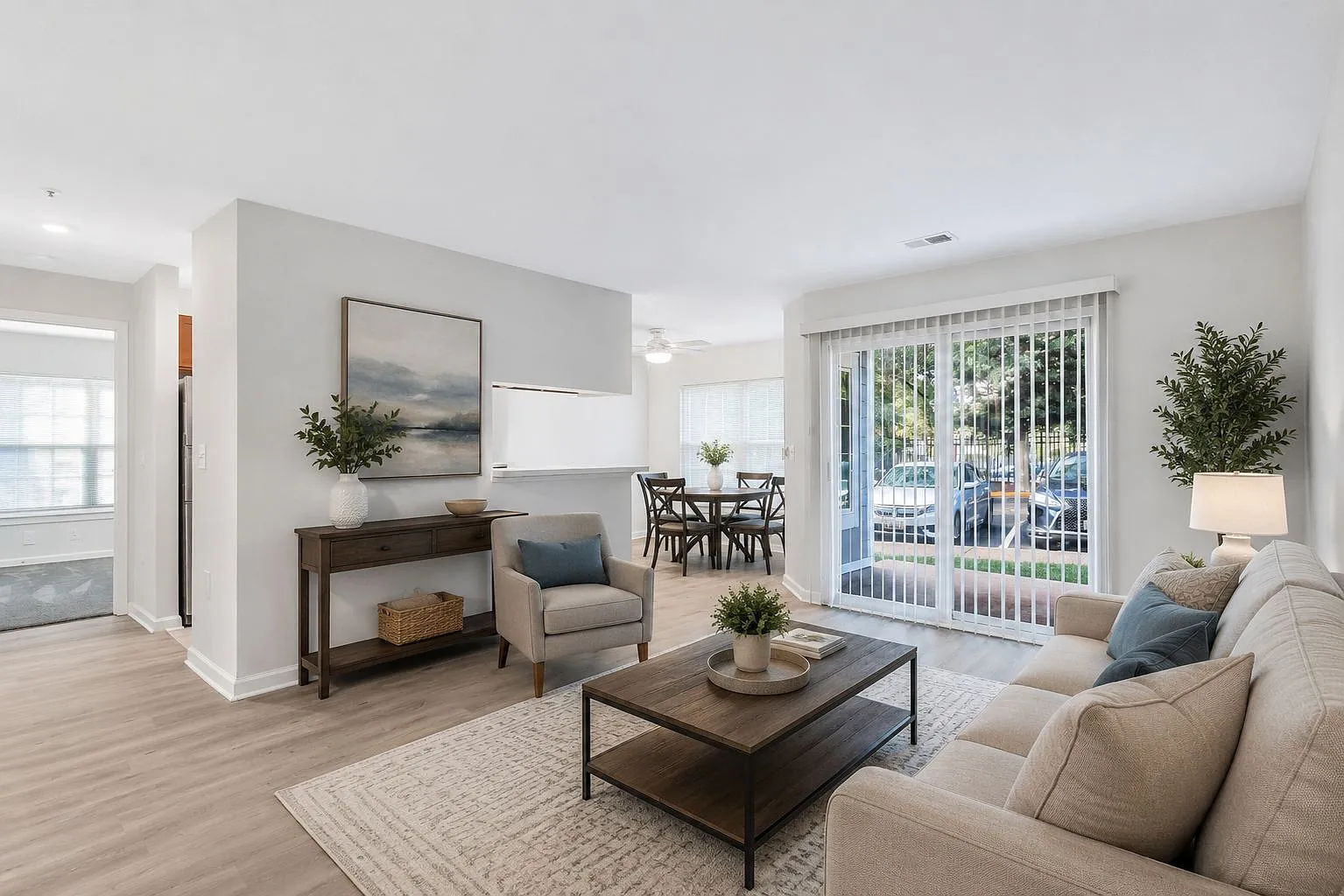 DRING'S REACH APARTMENTS — Photo 2