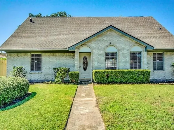 12535 Hunting Brook Dr, Houston, TX 77099