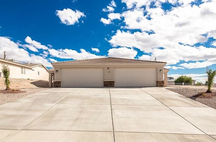 1st image of 3180 Desert View Ct