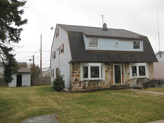 2nd image of 3007 Carter Ave