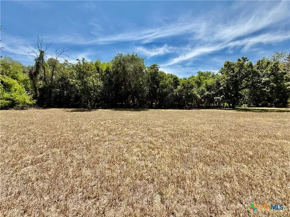 1005 W North St, Victoria, TX 77901