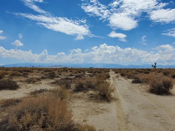 Maryfield Avenue & G #110-12, Lancaster, CA 93535