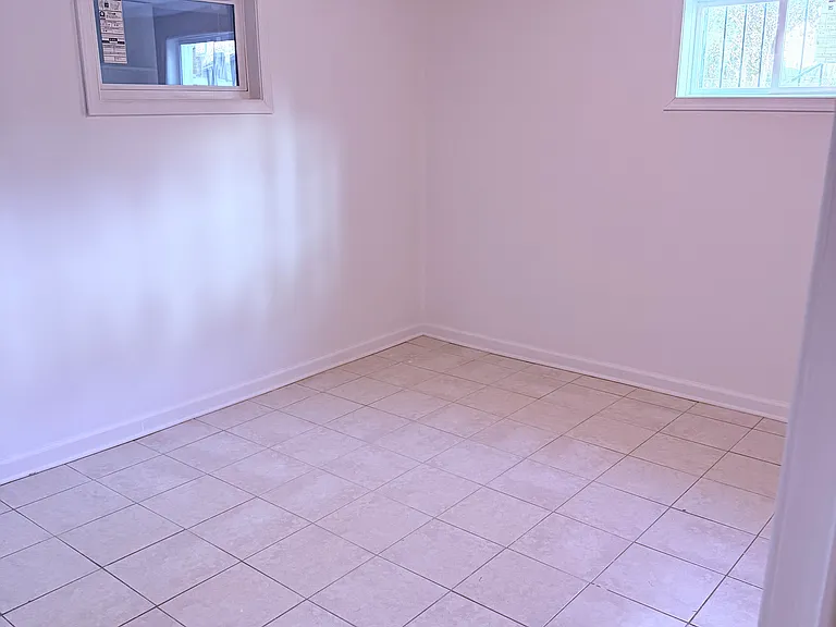 4105 Knowles Ave — Photo 9