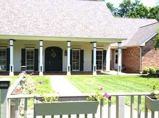 1037 Hidden Ridge Dr, Woodworth, LA 71485