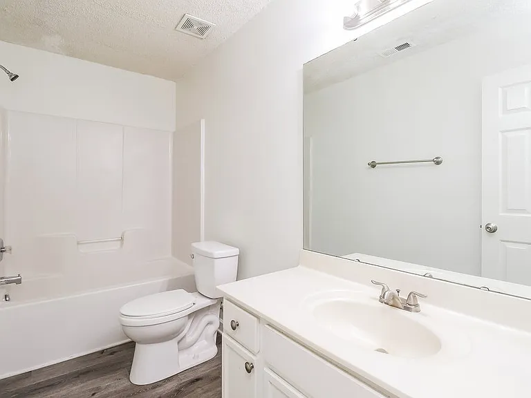 2127 Pleasant Dale Dr — Photo 16